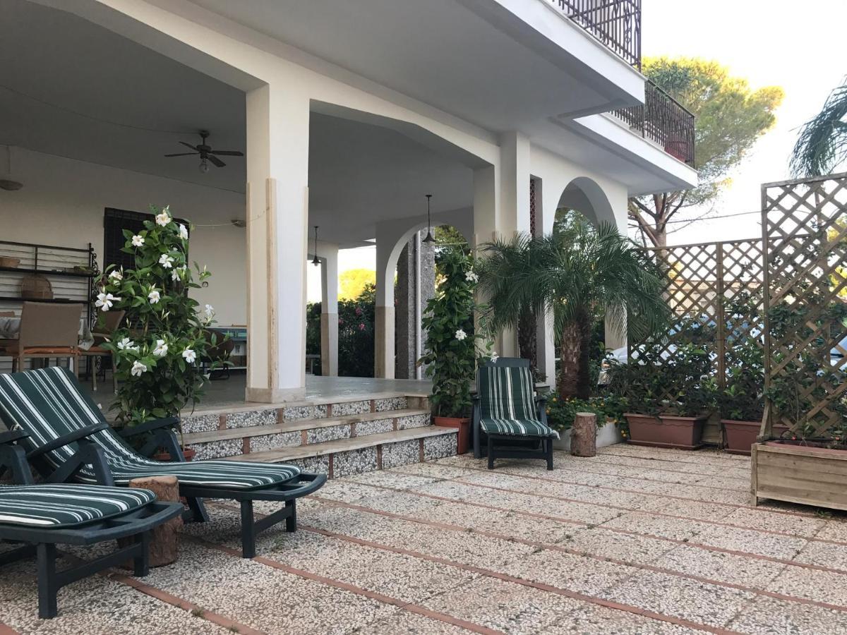 Holiday & House - Imparato Carini Costa Verde Exterior foto
